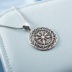 925 Silver Vegvisir Necklace, Viking necklace, Norse Necklace, Viking jewelry, Viking Compass, Norse Runes Necklace, Protection Amulet