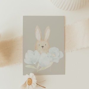 Minikaart Paashaas blauwe bloemen beige A7 | Minikaart, kleine kaart, kleine ansichtkaart, cadeau, cadeaulabel, geschenkverpakking