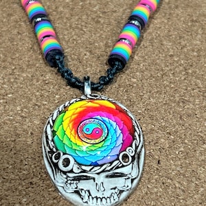 Grateful Dead beaded necklace,yin yang pendant psychedelic spiral necklace, dark gray handwoven cord with Bright color african vinyl beads