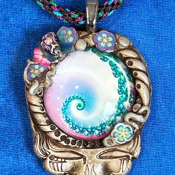 Grateful Dead fabulous stealie necklace,steal your face pendant,tiny dancing fairy with sacred geometry macrame necklace