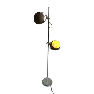 Gepo - Space Age Design / MCM Floor lamp with two shades - Brown shades on a chrome base