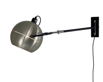 Dijkstra - Space age design wall pendant - Aluminum globe on a swiveling, telescopic arm