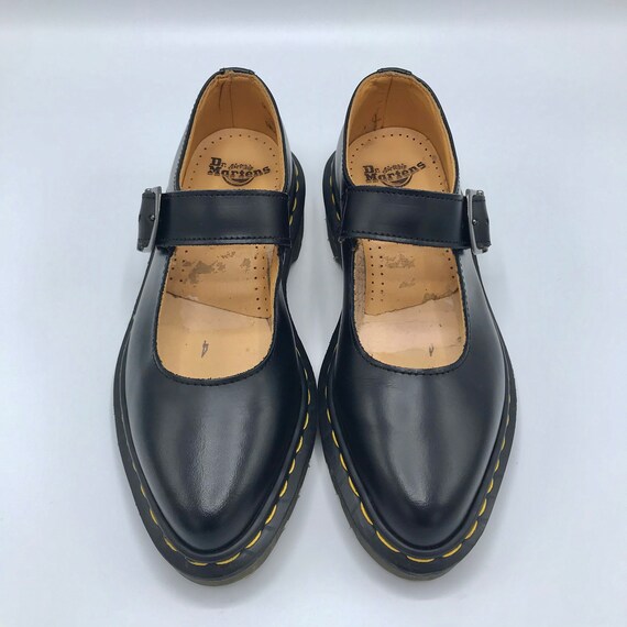 dr martens pointed toe