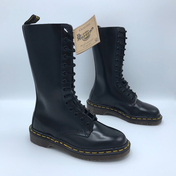 dr martens 14 eyes