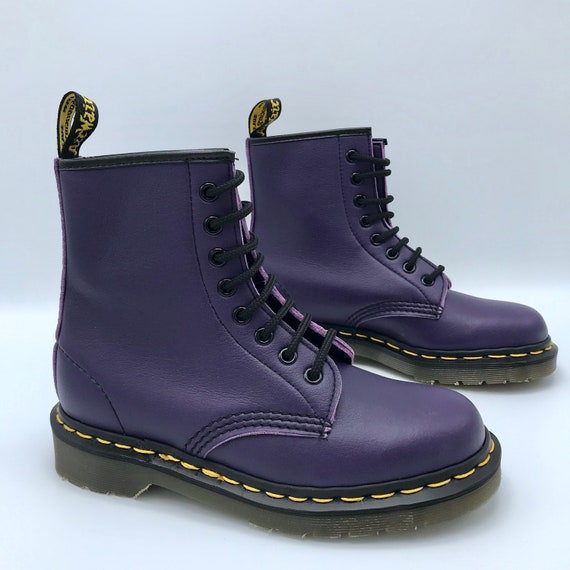dr martens 1460 6 eye