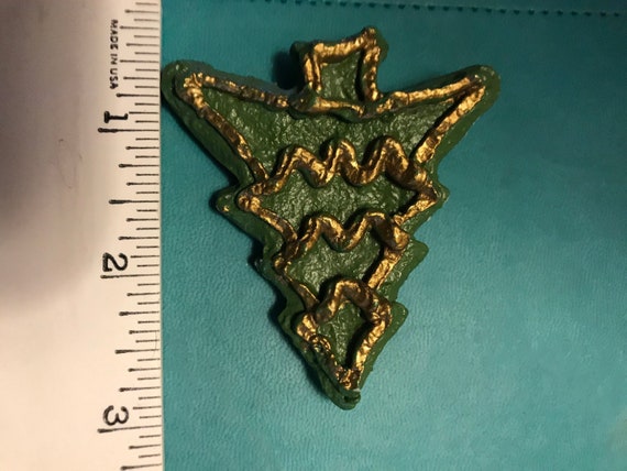 Handcrafted Christmas tree pin, dough-art vintage - image 2