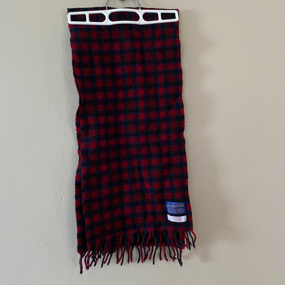 Pendleton vintage plaid scarf. Fringe. Wool.