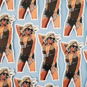 Vattentät klistermärke - Ramona Singer Dancing Beach Party Vinylklistermärke - Real Housewives of New York-present - RHONY - Turtle Time