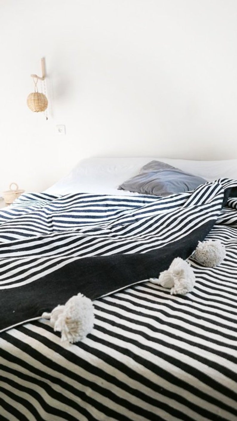 Bed Cover Black and White Stripes Moroccan Pompom Blanket,Moroccan Blanket,Moroccan Throw Blanket Boho Blanket Pom Poms