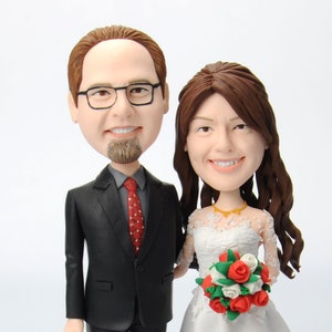 Benutzerdefinierte Wackelkopfpaar, Wackelkopf-Hochzeitstorte Topper, Hochzeitsgeschenke mit Hund/Katze (Haustiere) Wackelkopfpaar