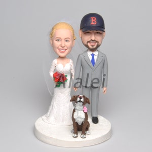 Custom Couple Bobblehead Wedding Cake Topper with Pet