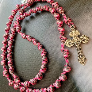 Pink Camo Knotted Catholic Rosary Rope w/choice of Saint Medal. Pardon Crucifix. All #550 Paracord