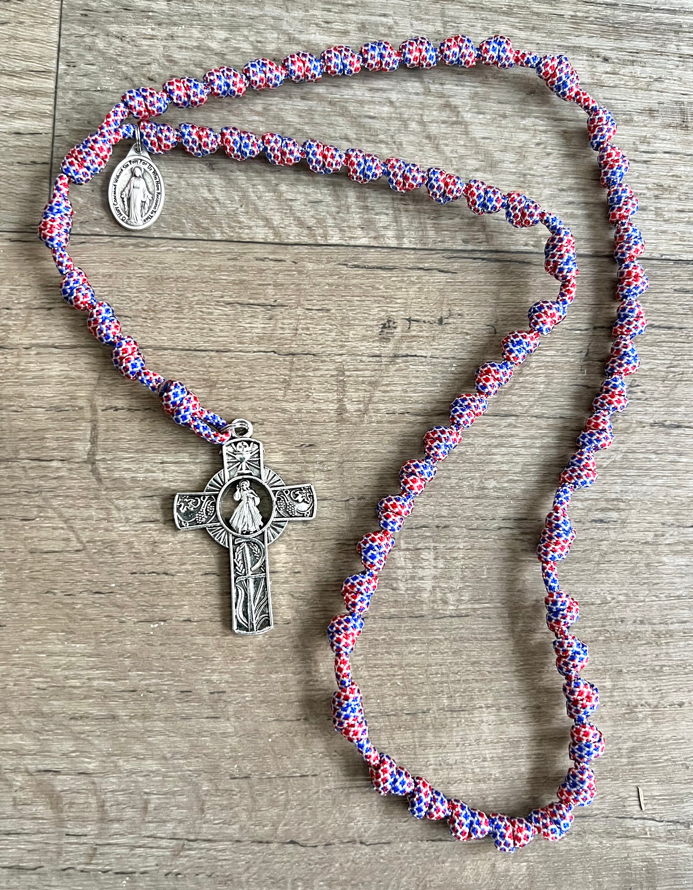 Divine Mercy Knotted Catholic Rosary Rope W/choice of Saint Medal ...