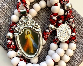 Divine Mercy Catholic Rosary w/White Gloss Acrylic 10mm Beads. Metal Alloy Our Father Beads. Your choice of Saint Medal. (550 Paracord)