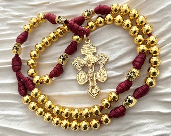 Gouden Triple Threat Pardon CrucifIx katholieke rozenkrans. 10 mm goudkleurige metalen kralen. Schedel van onze vaders. Keuze uit Sint-medaille. #550 paracord.