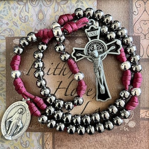 St. Benedict Catholic Rosary w/Large Miraculous Medal. Metal 10mm Beads, Gunmetal Finish. Silver Metal Alloy Our Father Beads. #550 Paracord