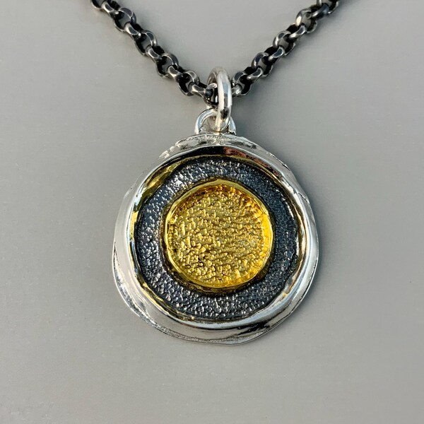 Pingente de talismã celestial Heavens Sun and Moon, joias de energia positiva de prata e ouro, amuleto de vibração de aquecimento solar e cura lunar