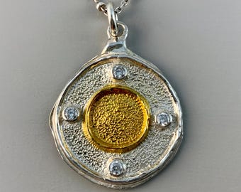 Shining Silver Galaxy Sonne und Mond Talisman Anhänger, 24K Gold & Silber Amulett