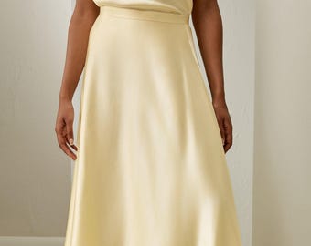 Cream top | Modest fashion tzinut styles | This item can be customised | More colours by inquiring | Kosher clothing