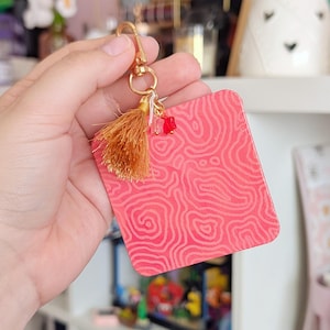 Hand-painted coral fish keychain - Coral bag charm - Wooden bag charm - Colorful keychain - Marine keychain