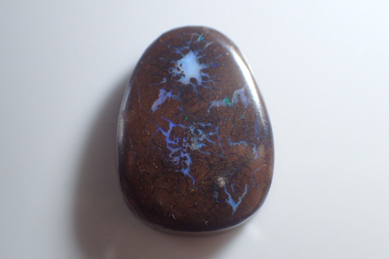 Queensland 38.55ct Boulder Opal Cab Cabochon From Opalton Australia 30 x 22mm