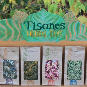 Organic hand picked herbal teas ;Chamomile•Bay leaves•Yarrow•Echinacea•St Johns Wort•Lemon verbena•Mint•Rosemary•Elder flower•Nettle•&more