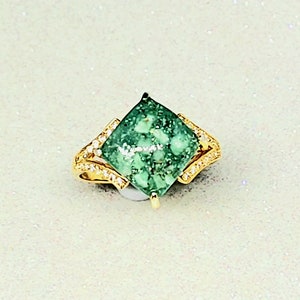 Custom cremation ring
