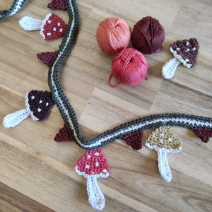 Dutch Crochet Pattern Mushrooms incl. Autumn Bunting image 4