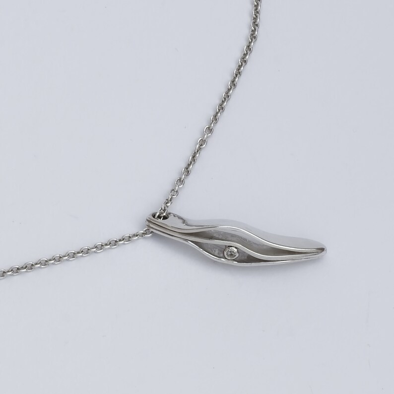 925 Zilveren Hanger Hand gesmeed origineel design met een kleine CZ ketting met hanger origineel halssieraad cadeau voor haar design afbeelding 3