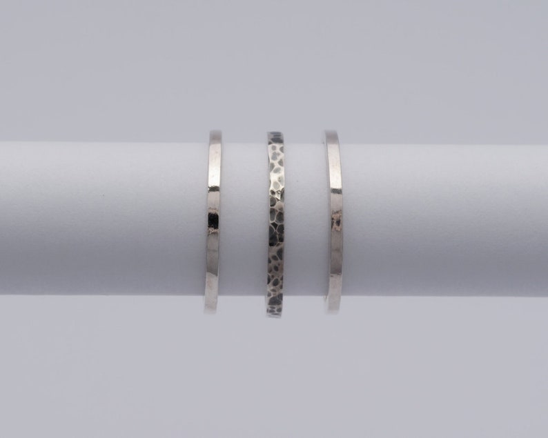 925 Zilver stapelbare ringen set vierkant draad Elegant Gepolijst, Gehamerd Geoxideerd Minimalistich Mix & Match Perfect Cadeau Stapelringen afbeelding 2