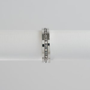 Zilver Stapelbaar ring 1,5mm vierkant draad Boomschors textuur geoxideerd, Minimalistich Mix & Match Perfect Cadeau Gepolijst 925 Stapelring afbeelding 5