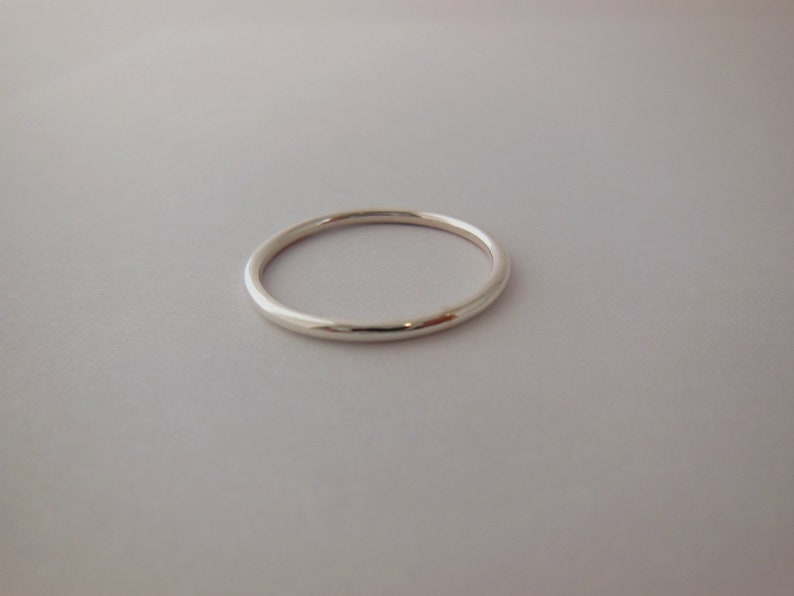 Sterling Silver Stackable Ring 1,5mm Round wire Polished High shine Elegant Minimalist Mix and Match Perfect gift For her Silver Stacking