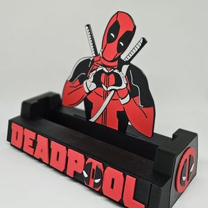 Support de bande dessinée de luxe imprimé en 3D pour les livres notés.