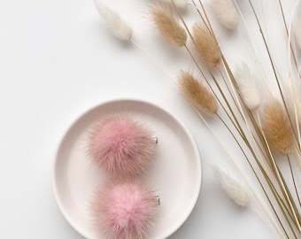 2 X Fluffy real mink baby pink pom pom hair clips cute pins 2 X Fluffy real mink baby pink pom pom hair clips cute pins