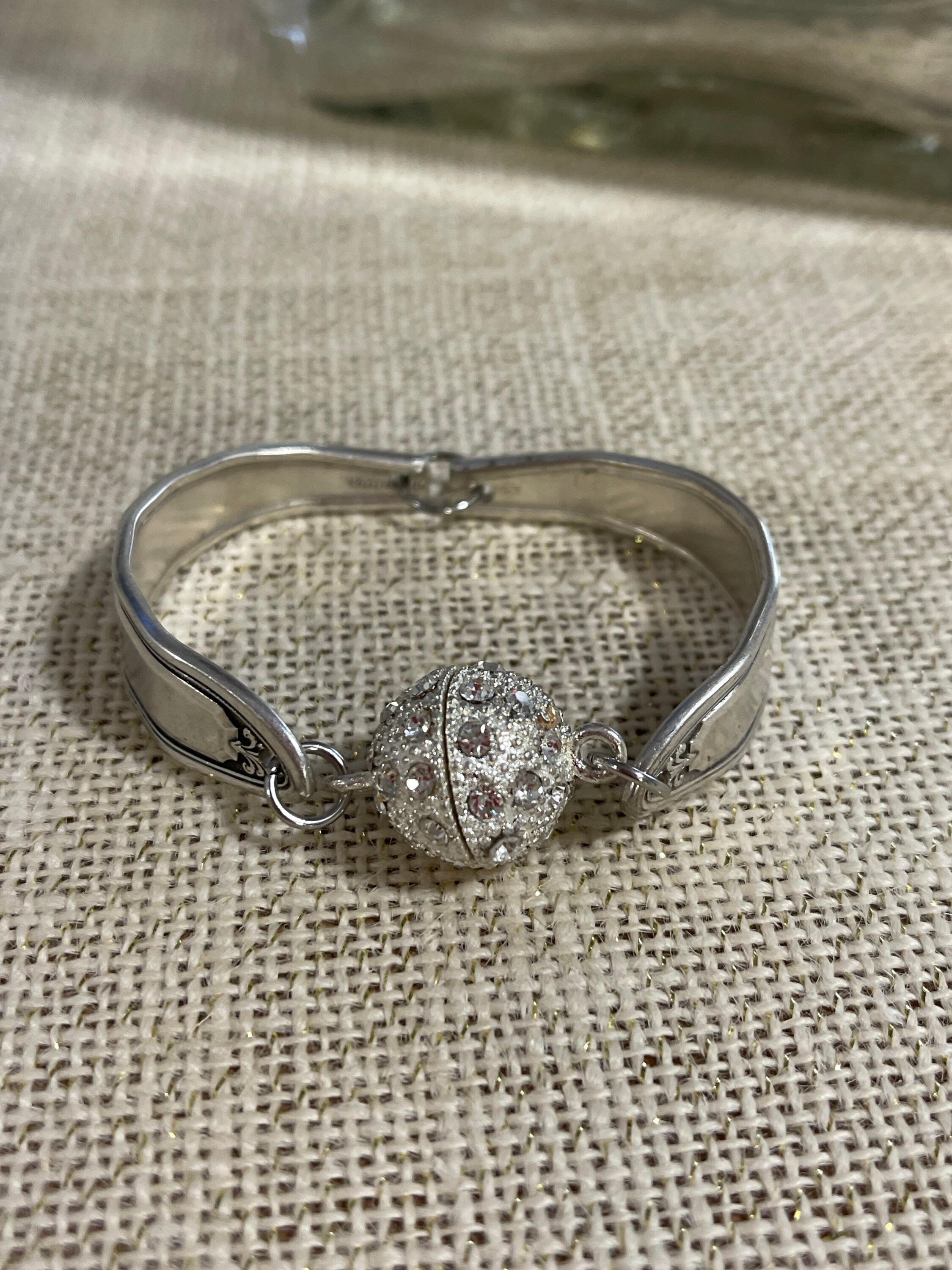 Spoon bracelet hotsell with magnetic clasp