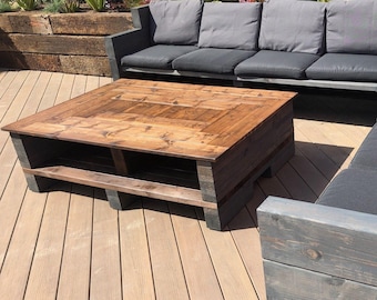 Rustic Farmhouse Pallet Wood Coffee Table Look, Handmade, Custom, Furniture, family room, Living room, Indoor Outdoor Furniture, Patio