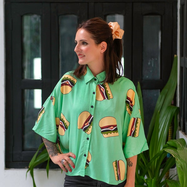 Blouse with burger pattern, women's shirt 90s, top with hamburger, vintage top women, loose short-sleeved shirt women