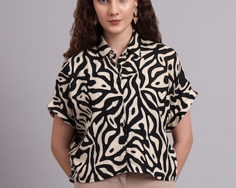Blusa corta de viscosa con estampado de cebra