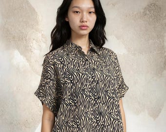 Blusa de viscosa con estampado de cebra - blusa corta tipo camisa - camisa holgada de verano