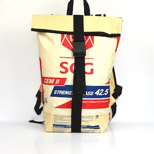 Großer recycelter Rucksack aus alten Zementsäcken, upcycling Rucksack, Kuriertasche, nachhaltiger Rucksack