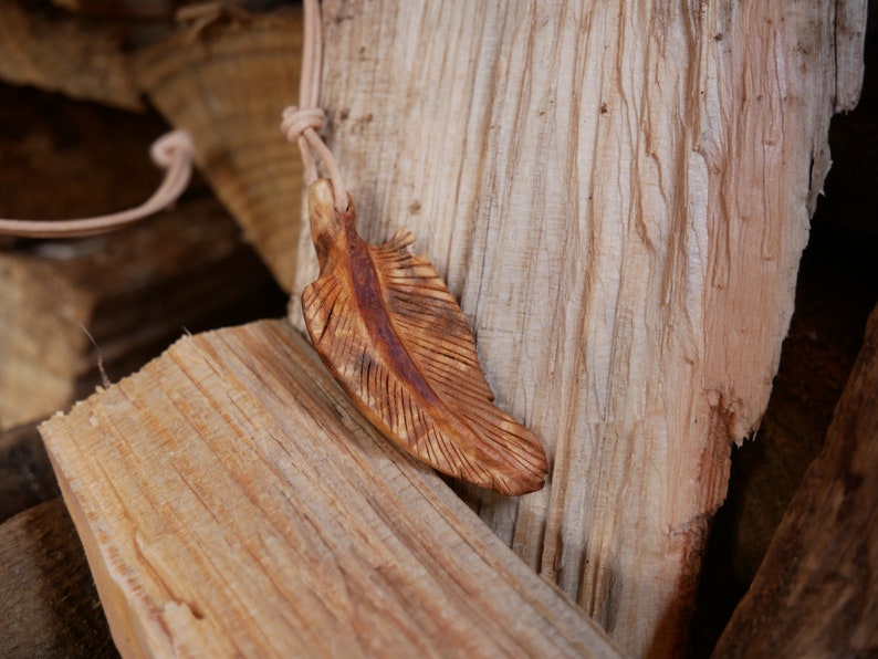 Nature Jewellery Tree Bead Feather