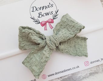 Bandeau pour bébé, bandeau en coton, bandeaux pour bébé fille, bandeau vert sauge, bandeaux pour tout-petits, nouveau cadeau de naissance, noeuds à cheveux sauge, cadeau de baby shower