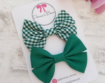 Green school set, green hairbows, gingham bows, girls hairbows, school hair bows, school hair clips, green hair bows