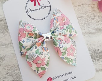 Floral sailor bow, girls hair bow, toddler hair bow, baby girl headband, summer hairbow, hair accessories, girls hair clip