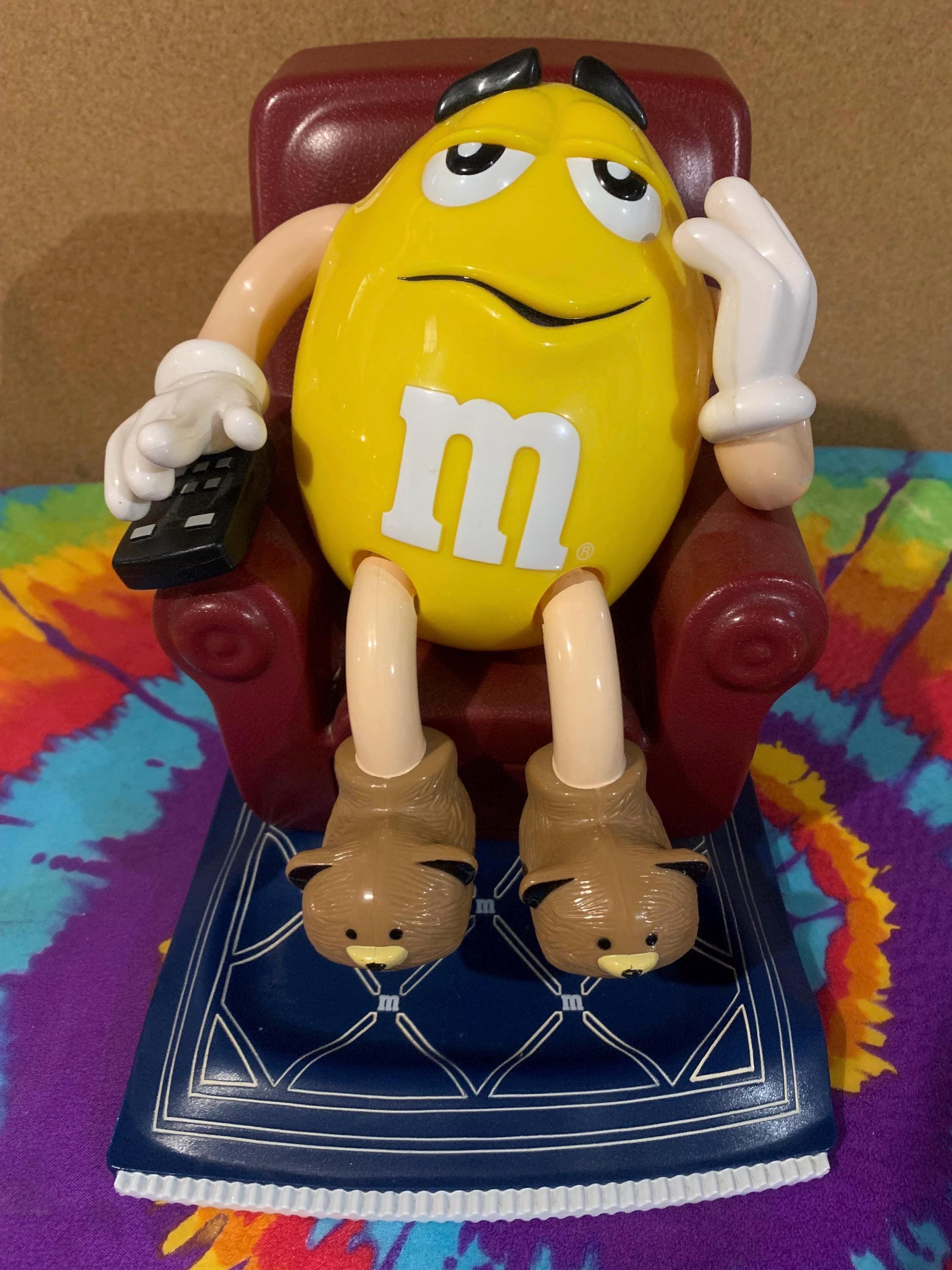 M and M Store Display - Etsy Canada