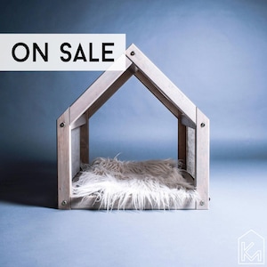 Small dog house with a linen cover, Cat house, Pet house, Pet furniture, Small dog bed, Cat bed, Small dog sleeping bed, Cat sleeping bed