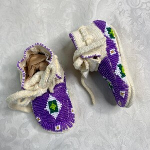 Size 38 Cloth Moccasins Purple Embroidery