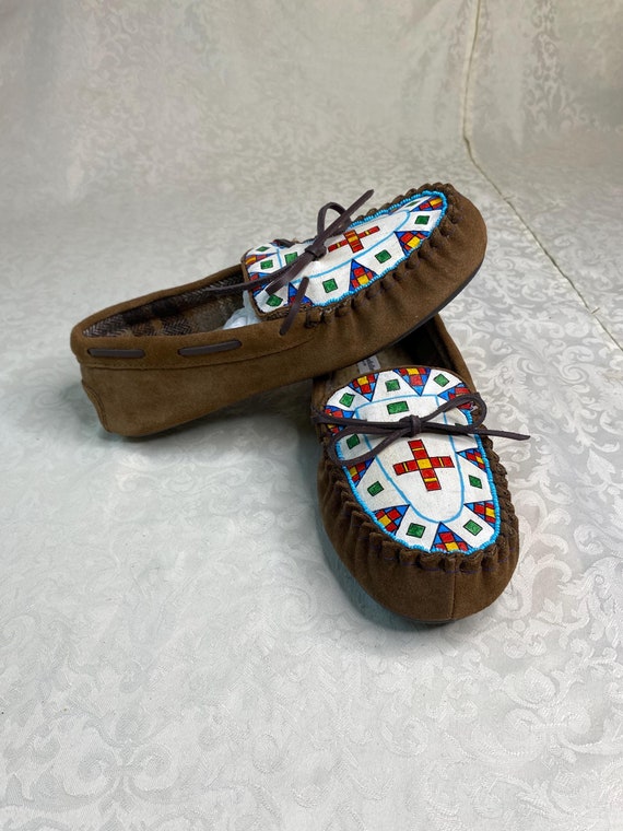 Geometric Design Painted Slippers Native American Ledger Art
