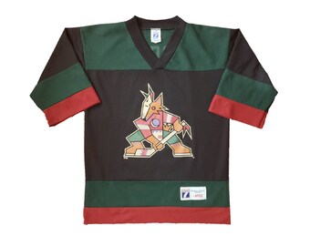 old coyotes jersey