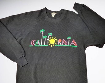 Vintage 1980s Ken Done California Sweatshirt Artwork Spellout Raglan Crewneck Size Medium Made in USA (A1)
